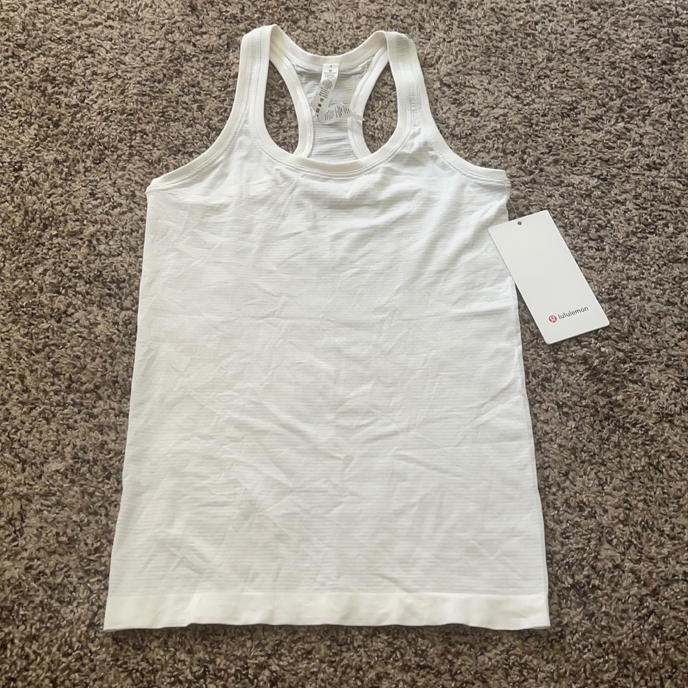 NWT Lululemon Swiftly Tech Racerback 2.0 tank